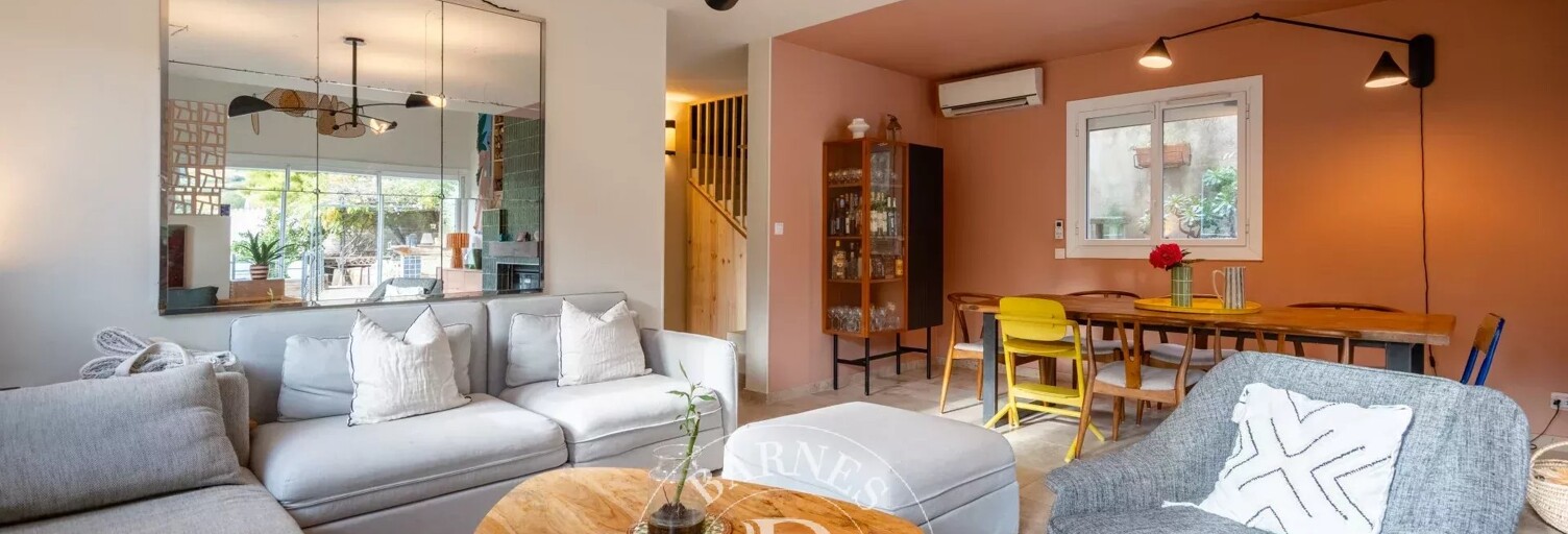 Maison 7 Pièces 203 m² à vendre à Cassis (13260)