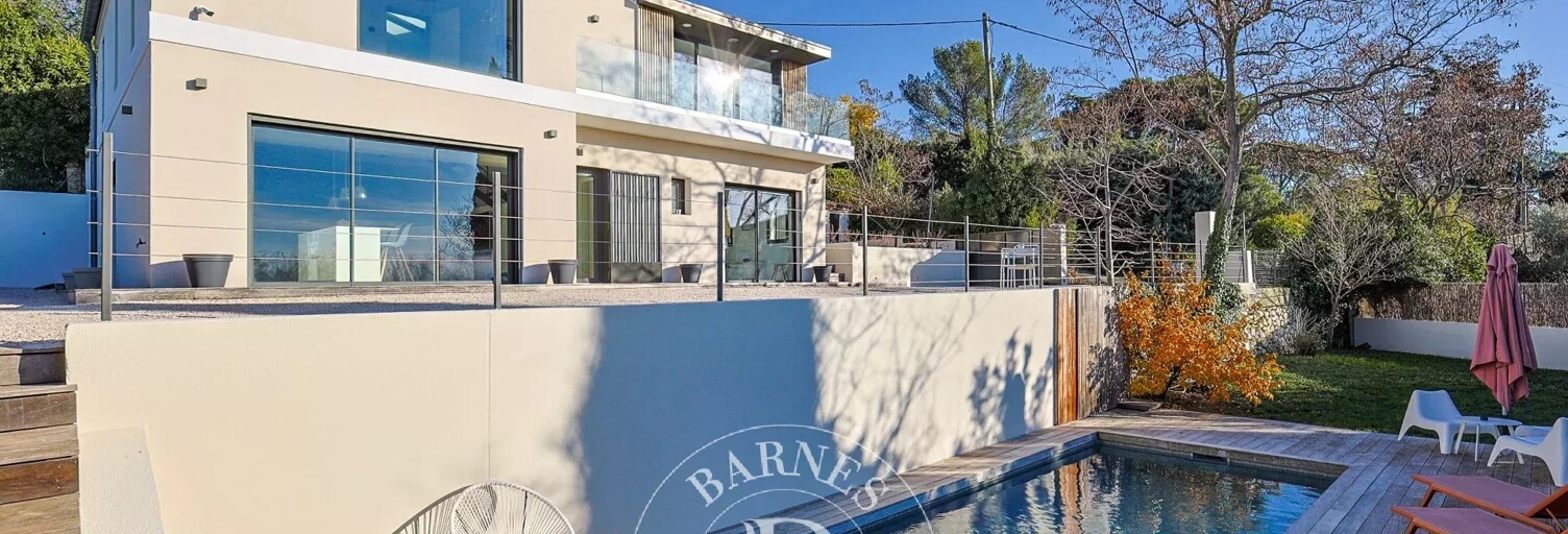 Maison 5 Pièces 171 m² à vendre à Allauch (13190)