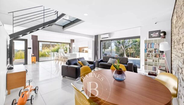 Villa / Maison 5 pièces  à vendre Allauch 13190