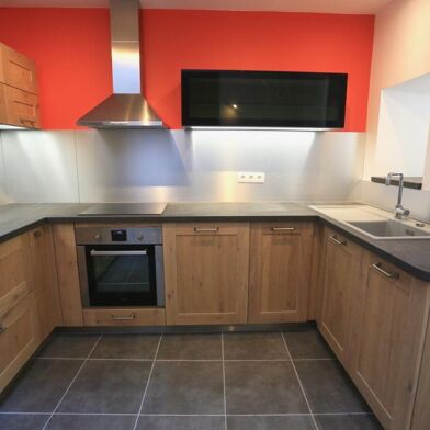 Appartement 4 pièces 915 €