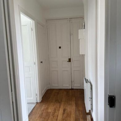 Appartement 2 pièces 1300 €