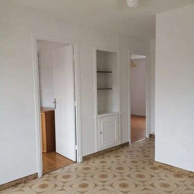 Appartement 4 pièces 729 €