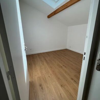 Appartement 3 pièces 1200 €