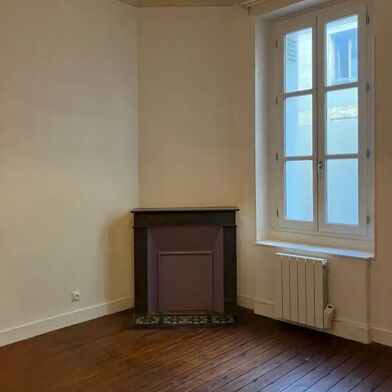 Appartement 2 pièces 734 €