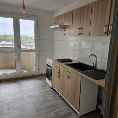 Appartement 3 pièces 820 €