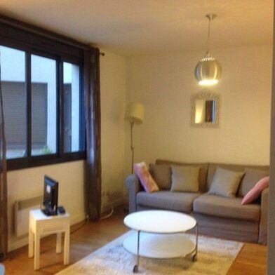 Appartement 1 pièces 865 €