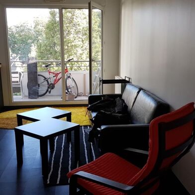 Appartement 4 pièces 800 €