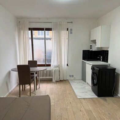 Appartement 1 pièces 950 €