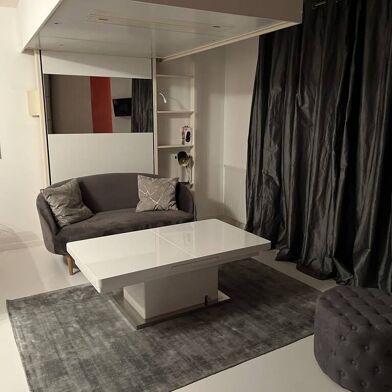 Appartement 1 pièces 1300 €