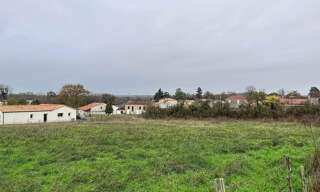 Terrain  889 m² à vendre à Péault (85320)