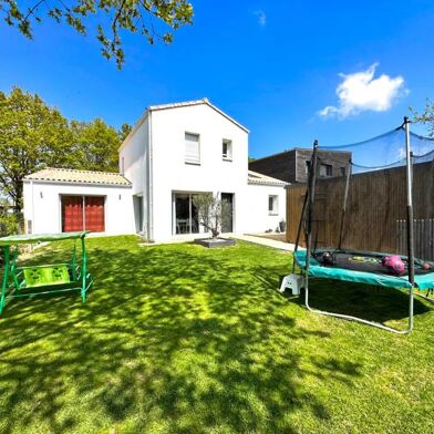 Maison 7 pièces 400000 €