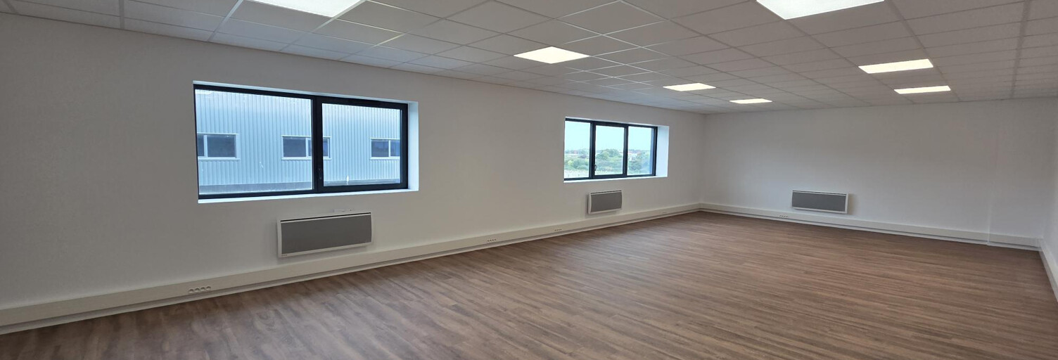 Commerce  312 m² à louer à Saint-Barthélemy-d'Anjou (49124)