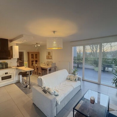 Appartement 5 pièces 364000 €