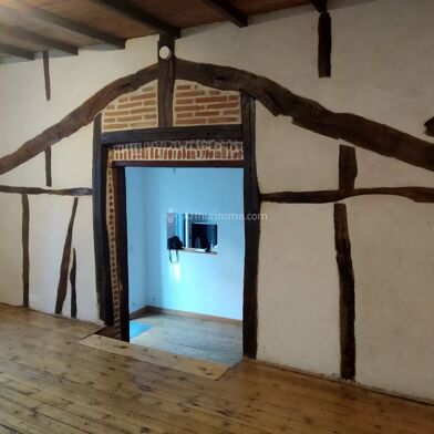 Appartement 5 pièces 600 €