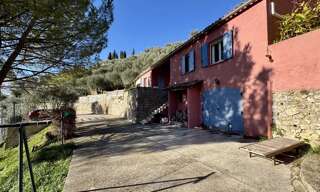 Maison 4 Pièces 149 m² à louer à Peille (06440)