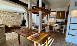 Maison 4 Pièces 149 m² à louer à Peille (06440)