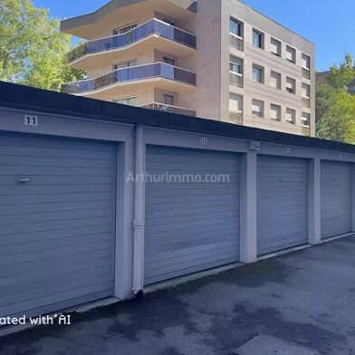 Garage  17000 €