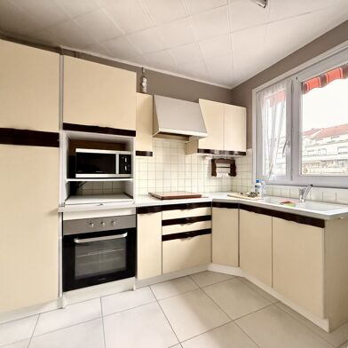 Appartement 3 pièces 895 €