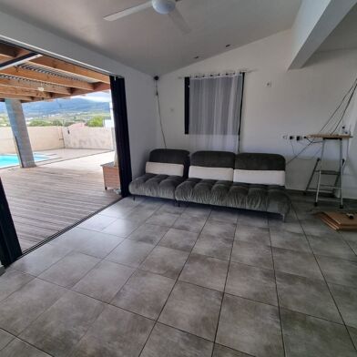 Maison 1 pièces 381600 €