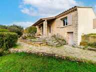 Hameau de Gordes, maison en pierres avec terrain constructible — photo 2