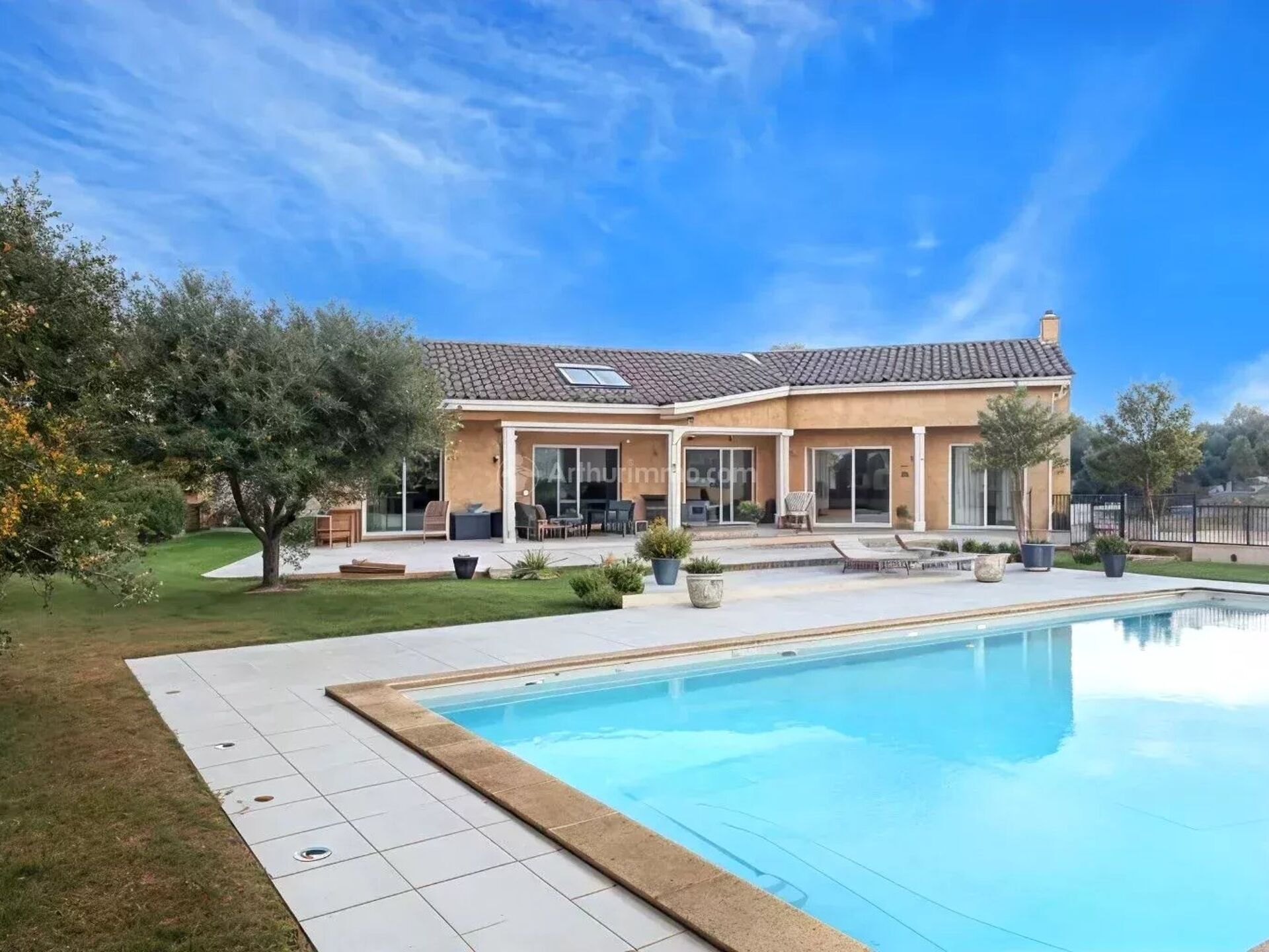 Maison 6 pièces 167 m² · à Castelnau-de-Lévis · 167 m² · 546 000 €