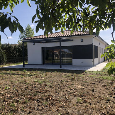 Maison 4 pièces 1055 €