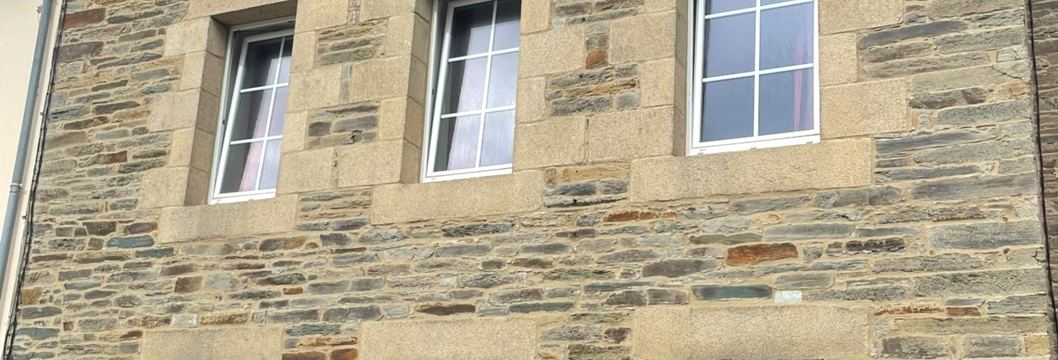 Immeuble  100 m² à vendre à Lannion (22300)