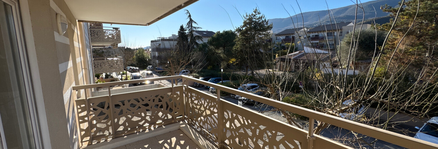 Appartement 2 Pièces 37 m² à vendre à Carros (06510)