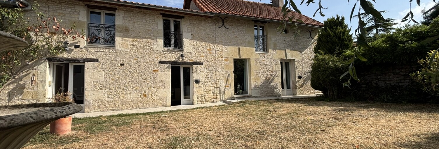 Maison 11 Pièces 205 m² à vendre à Sammarçolles (86200)