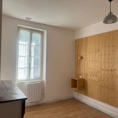 Immeuble  121000 €