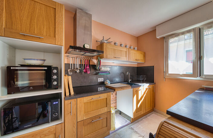 T3 67 m²  Terrasse et Ascenseur - Voiron Gare — photo 4