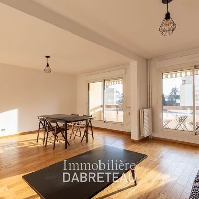 Appartement 4 pièces 1898 €