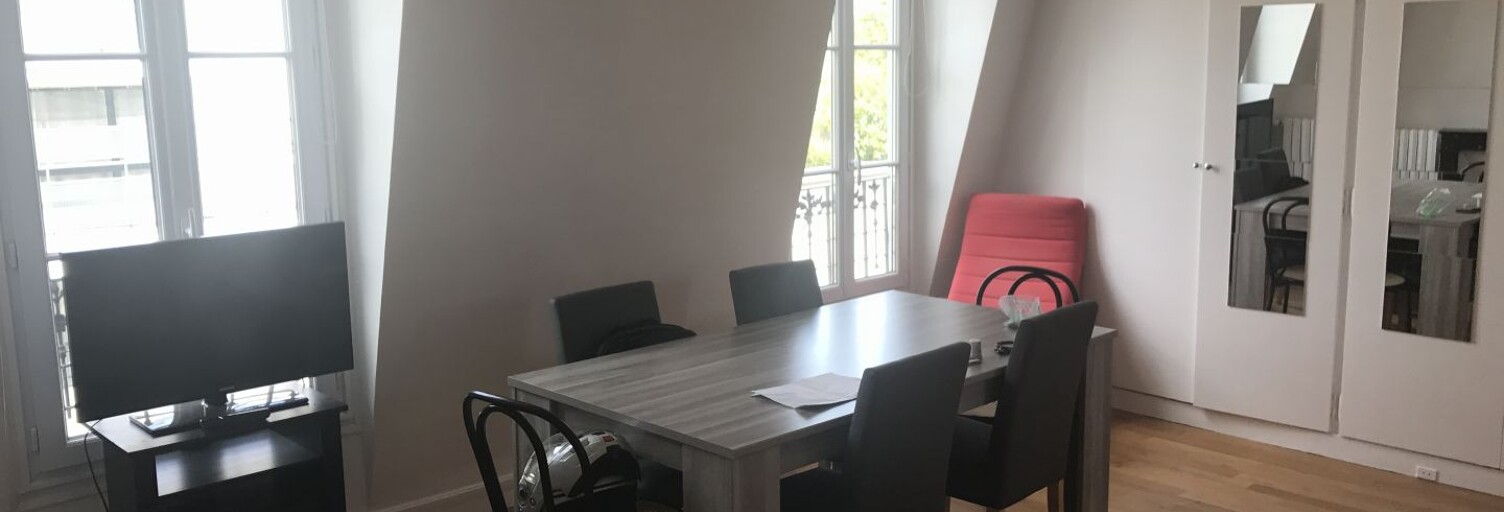 Appartement 1 Pièce 34 m² à louer à Paris 18 (75018)