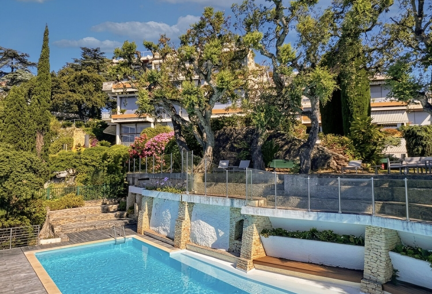 M2245 - TOULON - Cap Brun - Appartement T5 — photo 1