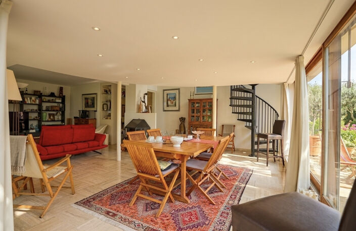 M2245 - TOULON - Cap Brun - Appartement T5 — photo 4