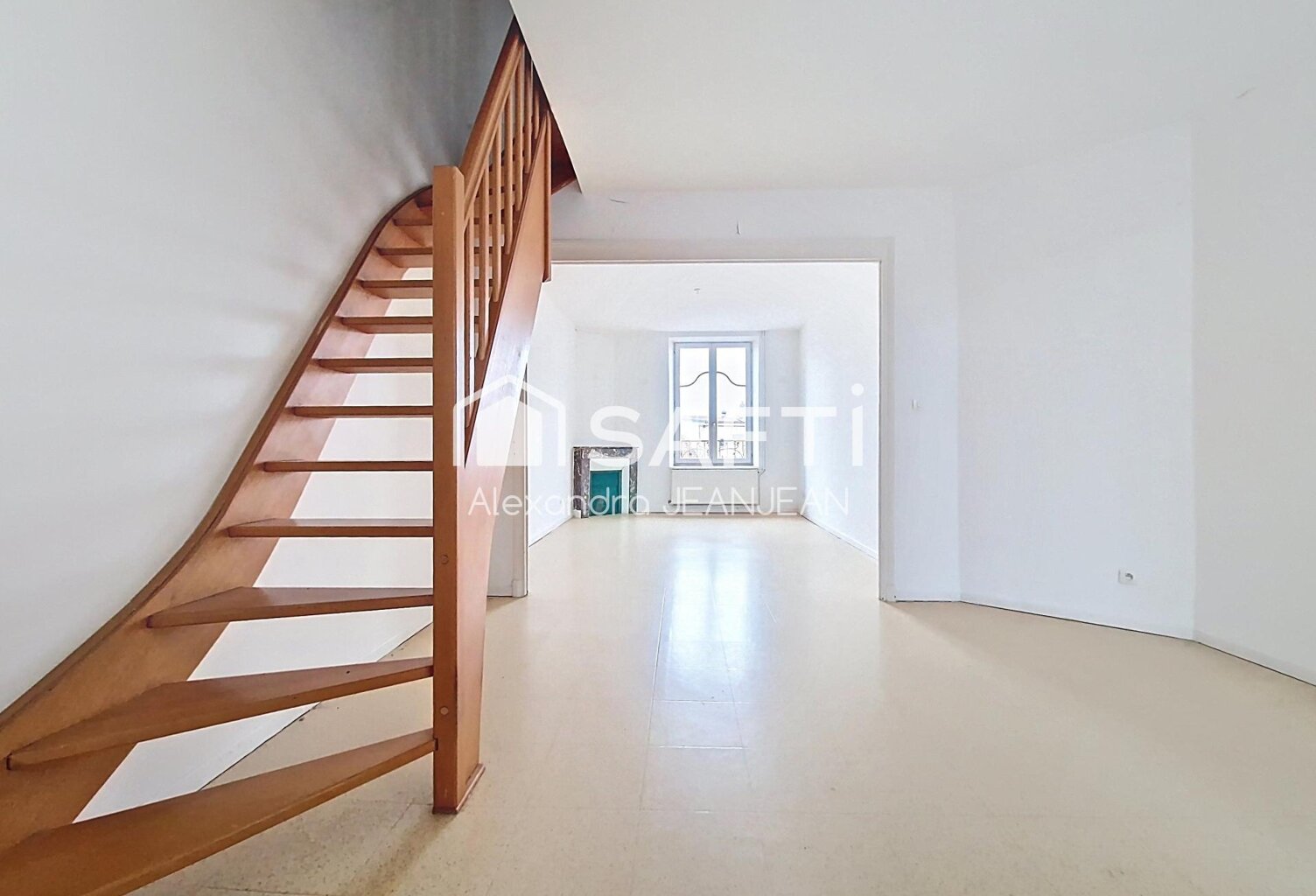 Joli triplex au centre de JARNY — photo 1
