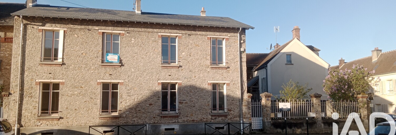 Maison 9 Pièces 180 m² à vendre à Rambouillet (78120)