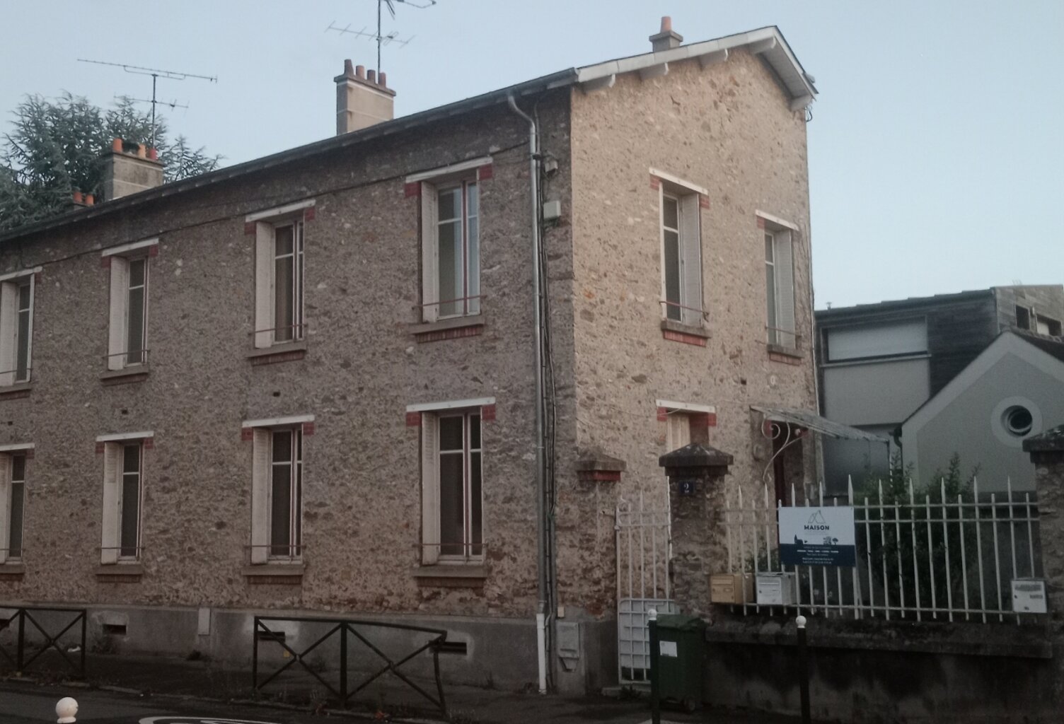 Vente Demeure 9 pièces — photo 1