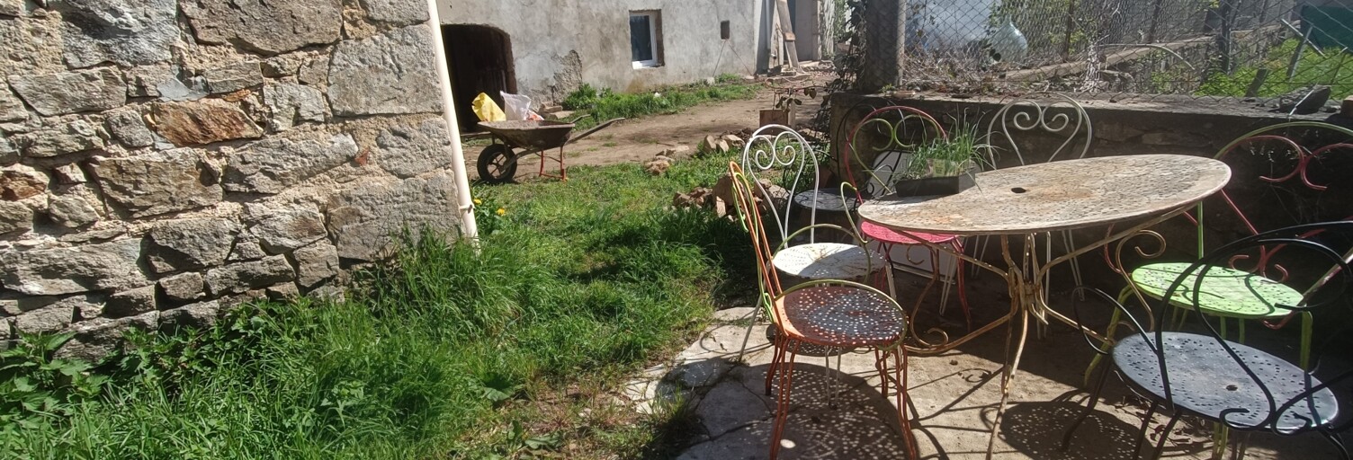 Maison 3 Pièces 100 m² à vendre à Sauvessanges (63840)