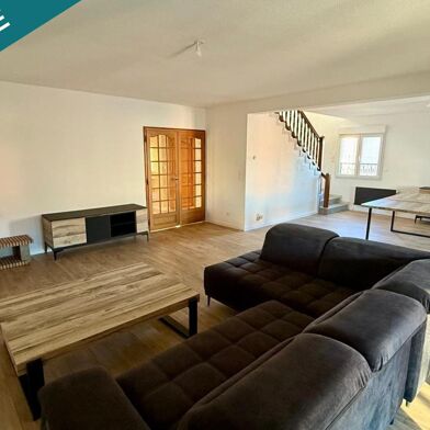 Appartement 5 pièces 204000 €