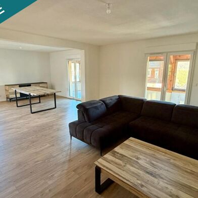 Appartement 5 pièces 204000 €