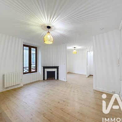 Appartement 3 pièces 800 €