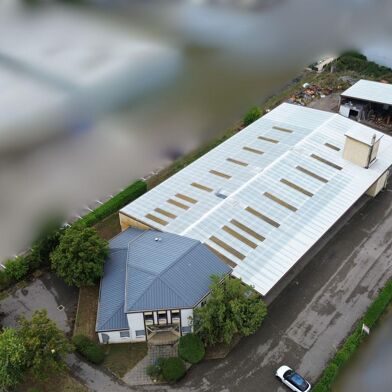 Commerce  2625000 €