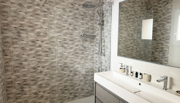 Villa / Maison 4 pièces  à louer Marseille 7eme 13007