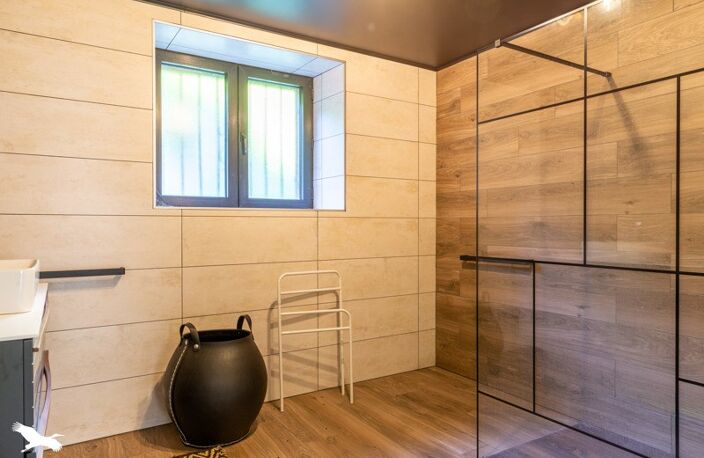 Maison en pierre de 6 pièces principales — photo 4