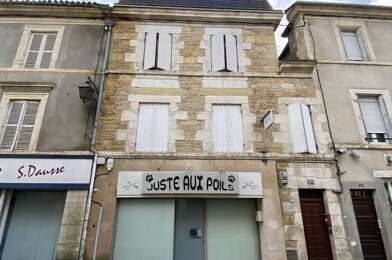 Immeuble  108600 €