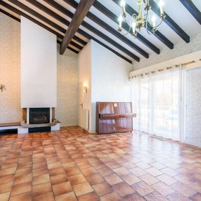 Maison 4 pièces 254880 €