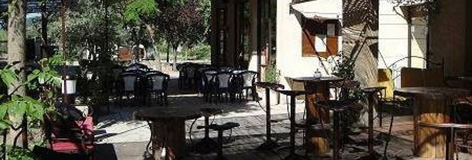 Commerce  256 m² à vendre à Oraison (04700)