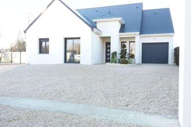 Maison 4 pièces 250350 €