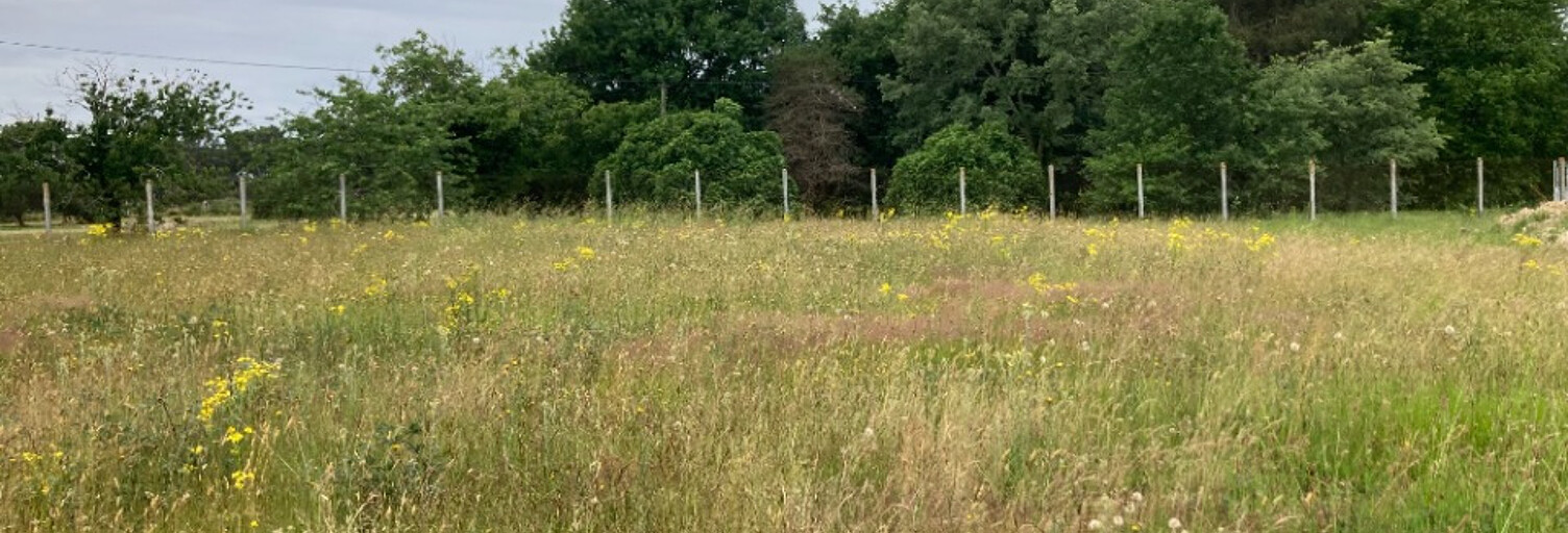 Terrain  900 m² à vendre à Les Peintures (33230)